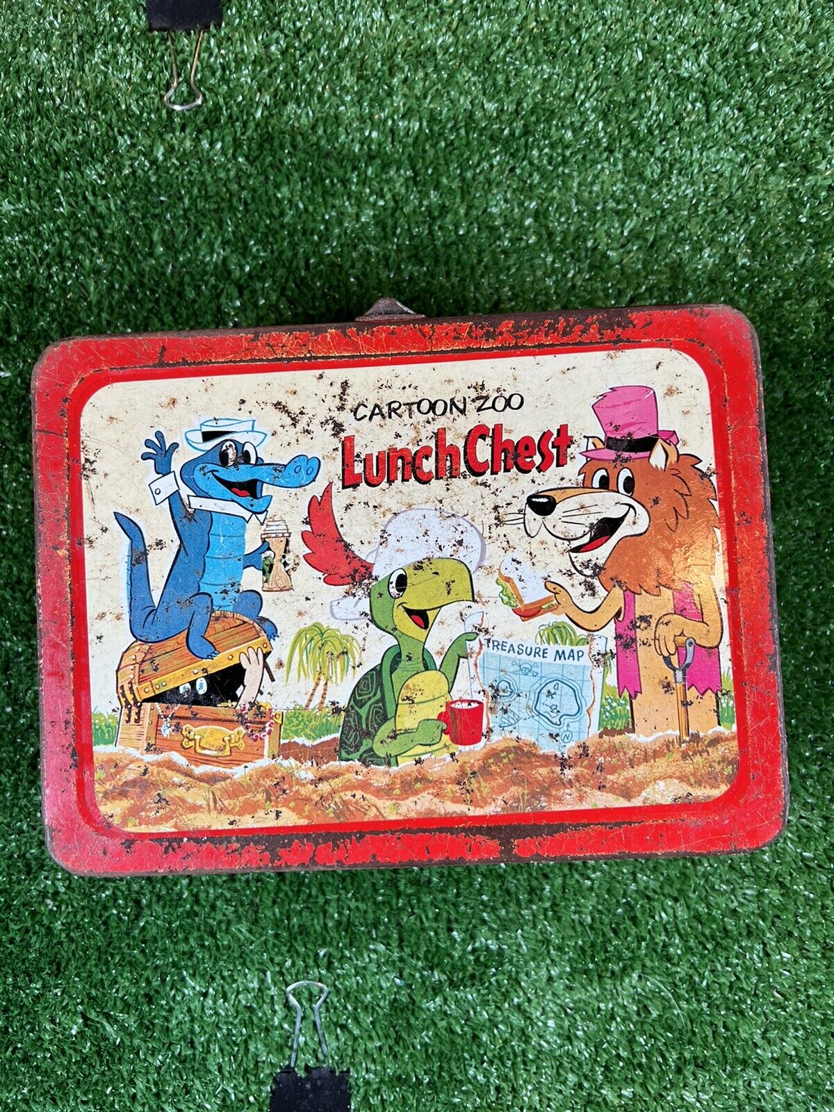 Vintage Hanna Barbera Cartoon Zoo Metal  Lunch Chest Box 1962