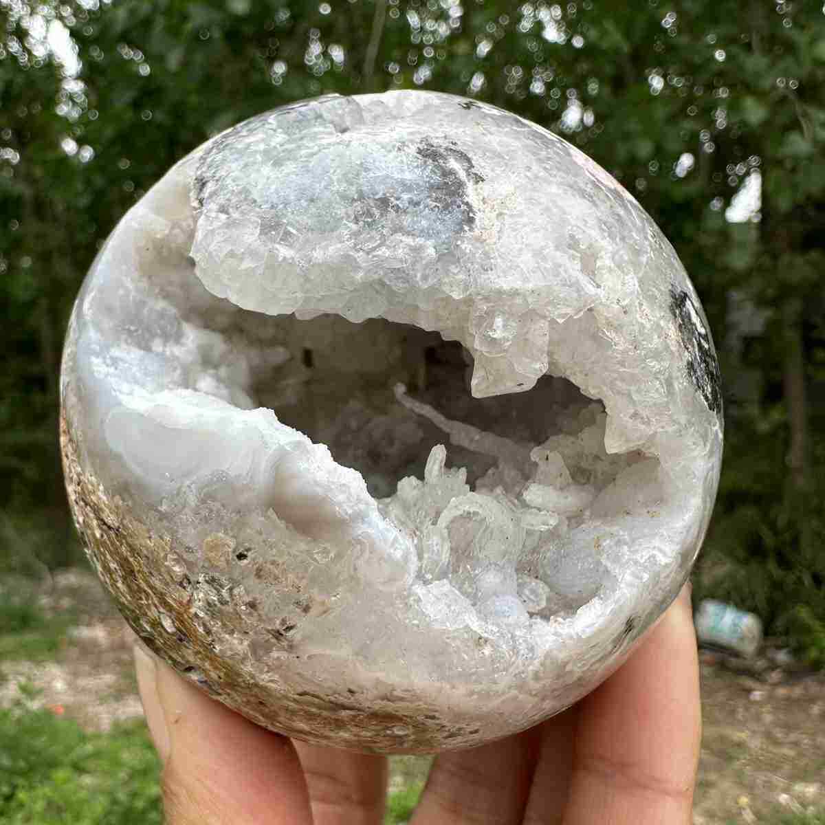 560g Natural Blue skin agate geode Quartz Sphere Crystal Ball Healing Decor