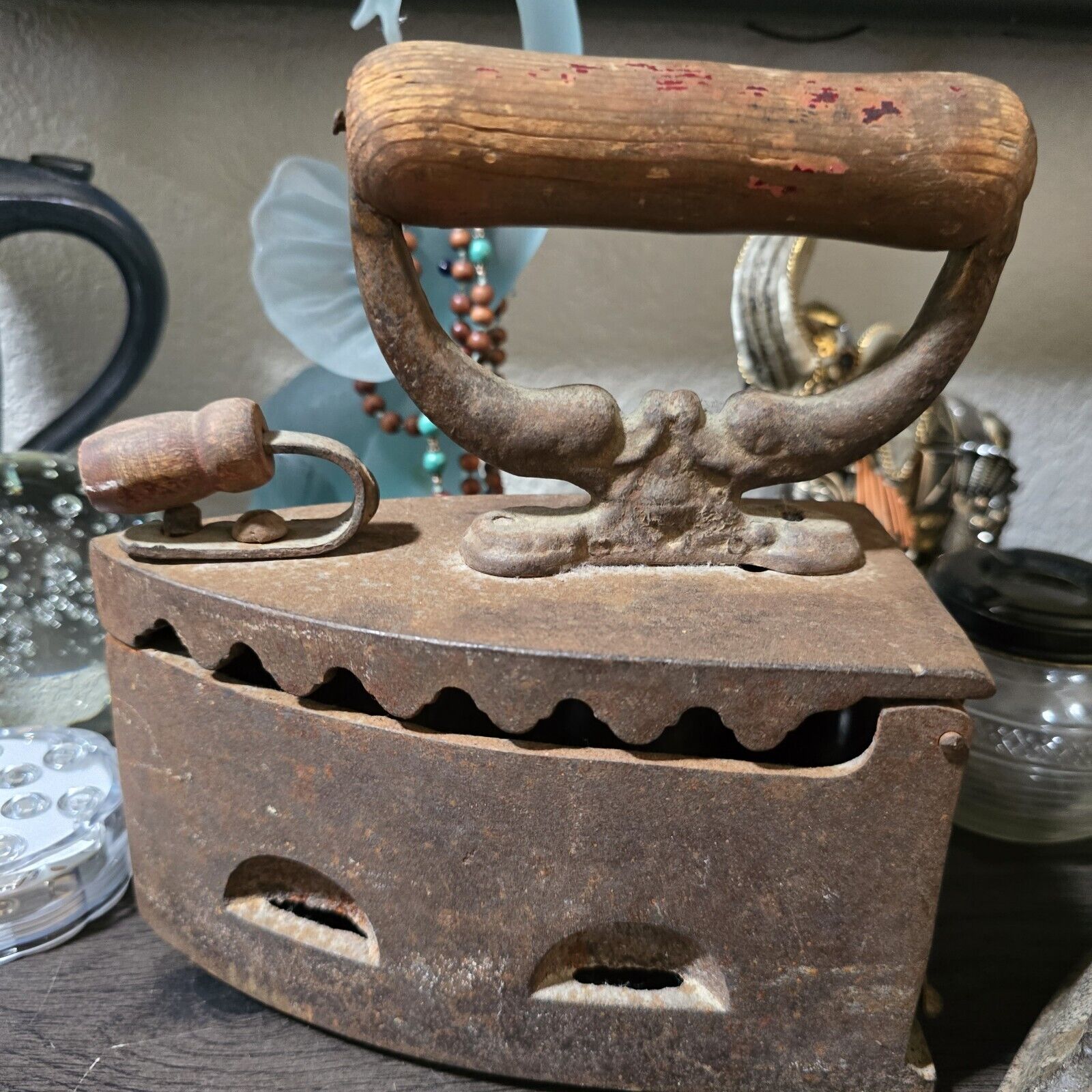 Vintage Antique Cast Iron Coal Sad Iron Wood Handle