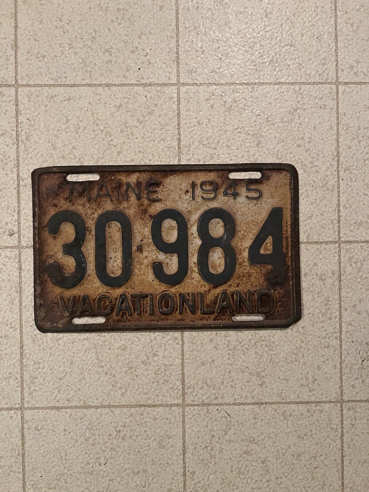 Maine 1945 License Plate # 30-984
