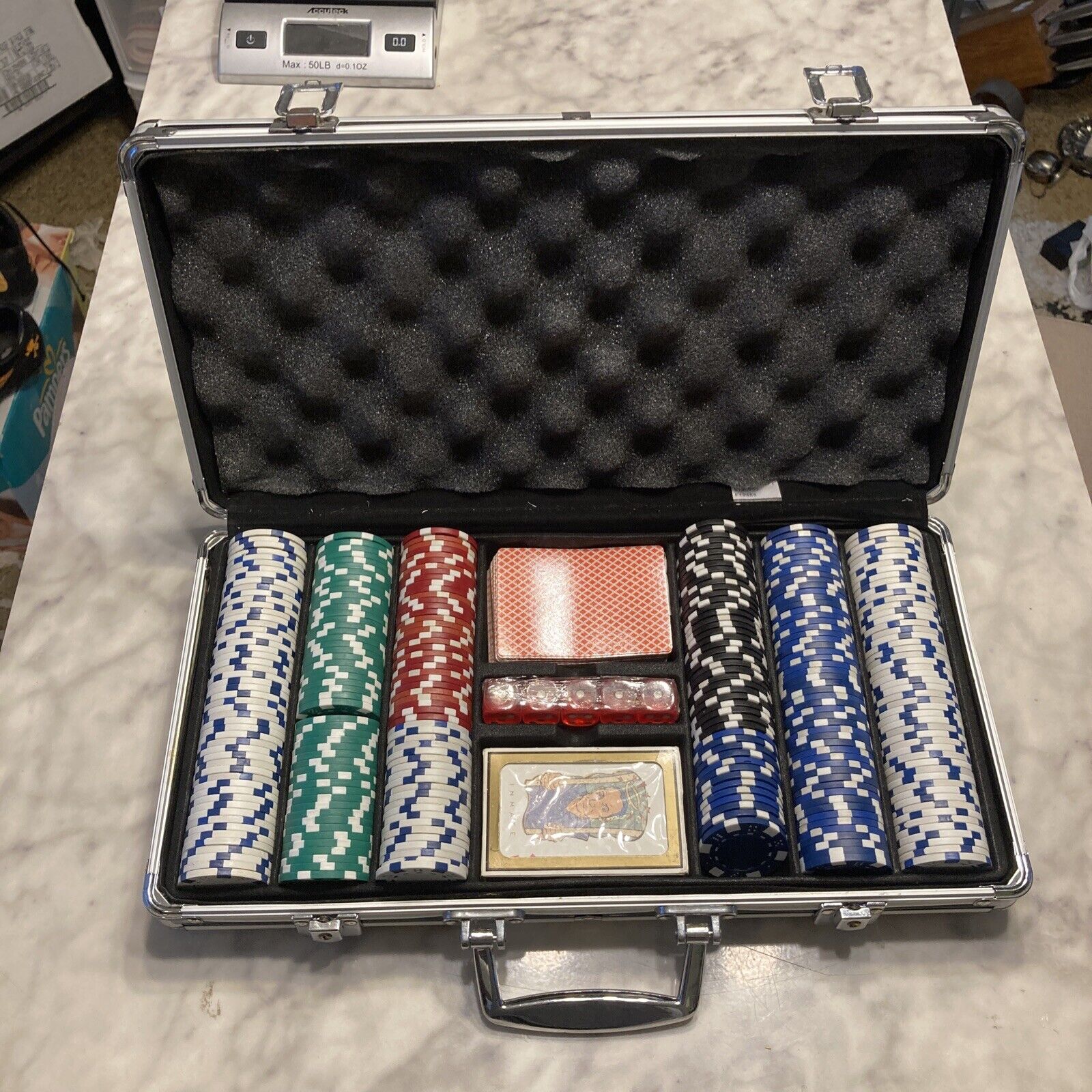 ESPN Poker Club Professional Poker Set In Carry Case 300 Chips Cards No Keys