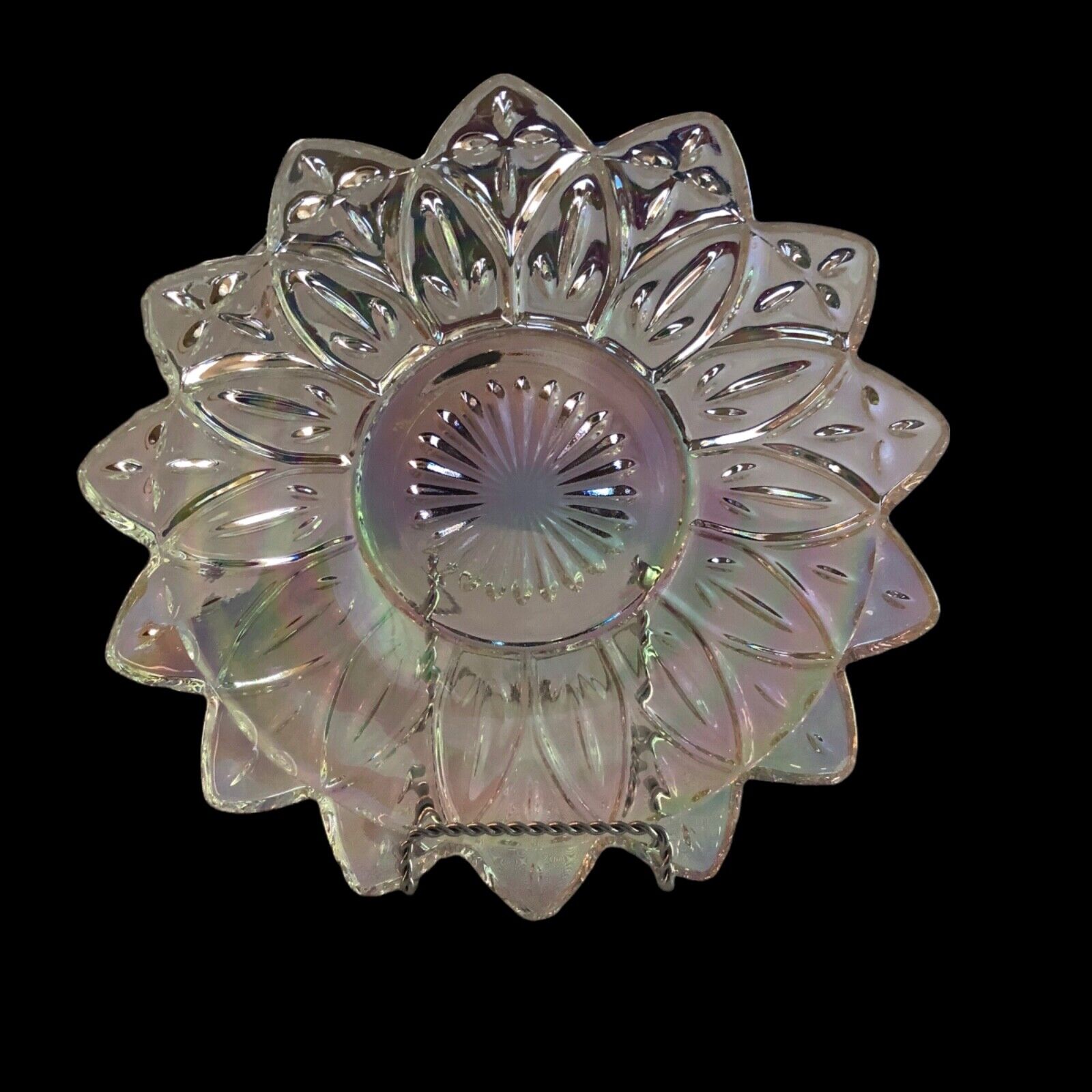 Vintage Federal Glass Flower Petal Serving Bowl Iridescent 8.5”