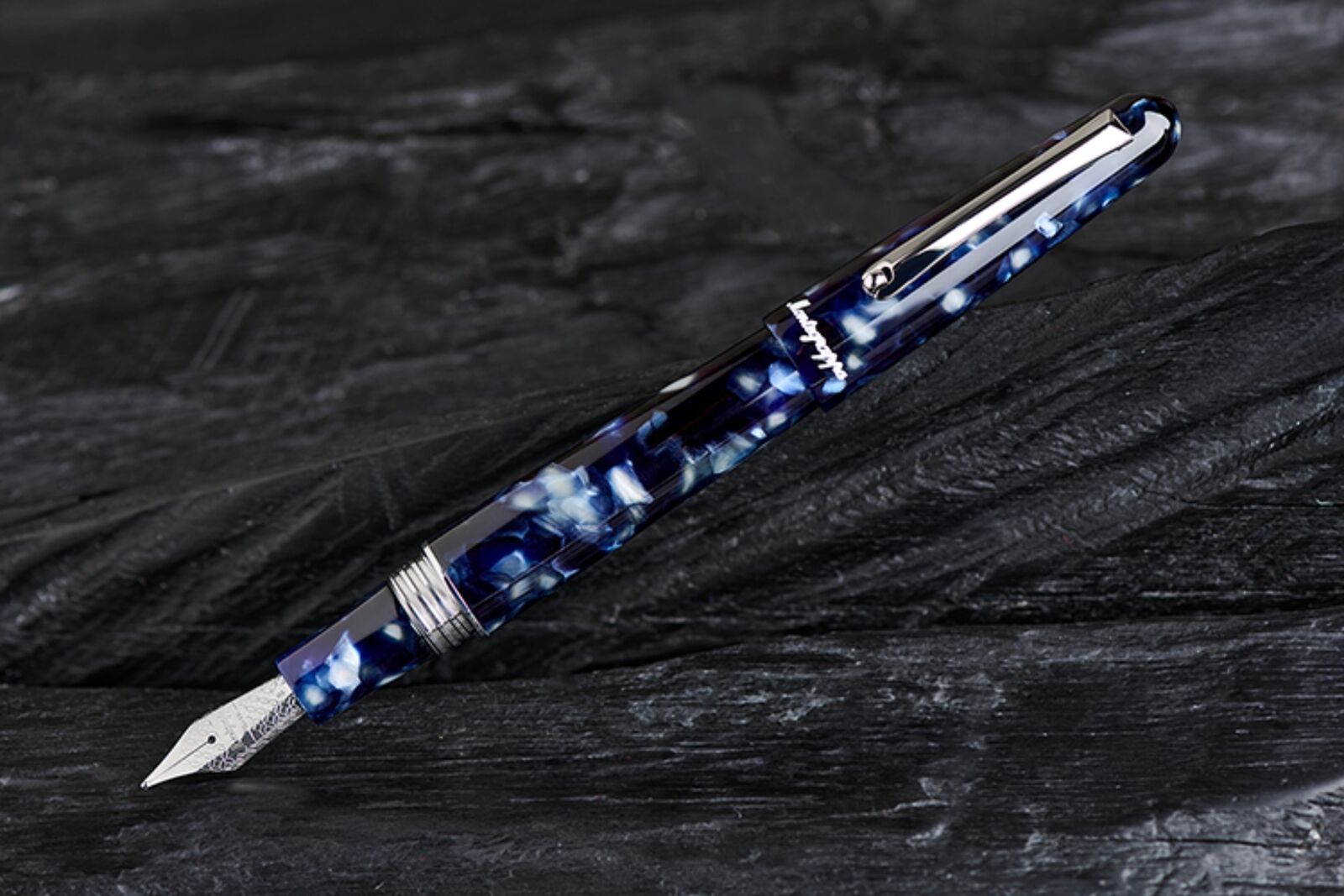Montegrappa Elmo 01 Fountain Pen in Stonewash Blue Limited Edition - Extra Fine