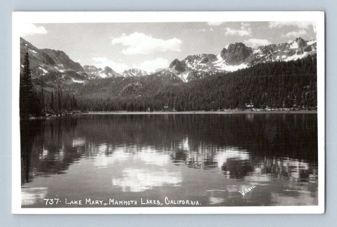 RPPC 1950'S. MAMMOTH LAKES, CAL. LAKE MARY. POSTCARD HH21
