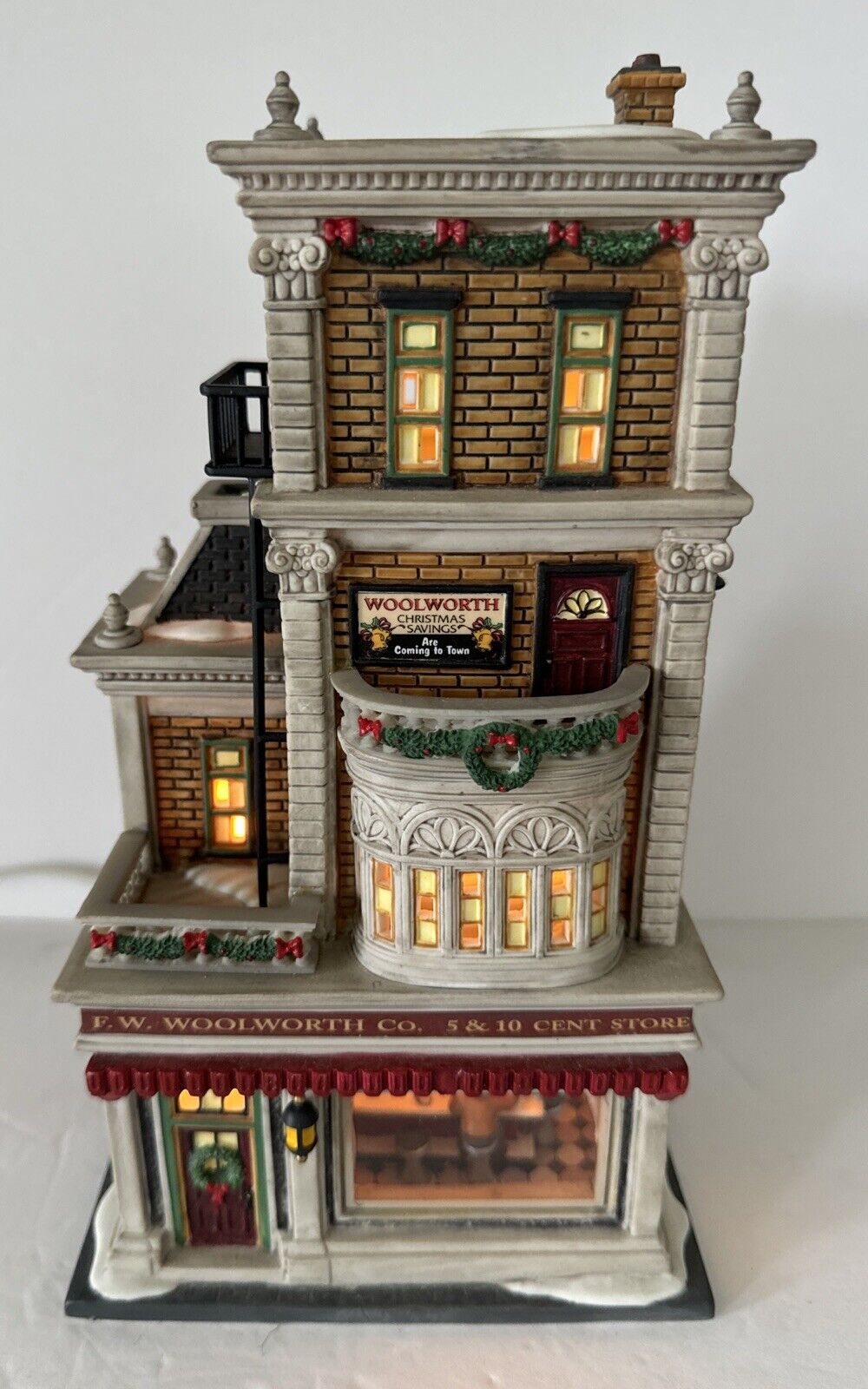 DEPT 56 WOOLWORTH'S 59249 CHRISTMAS IN THE CITY CIC VILLAGE 2005 RARE