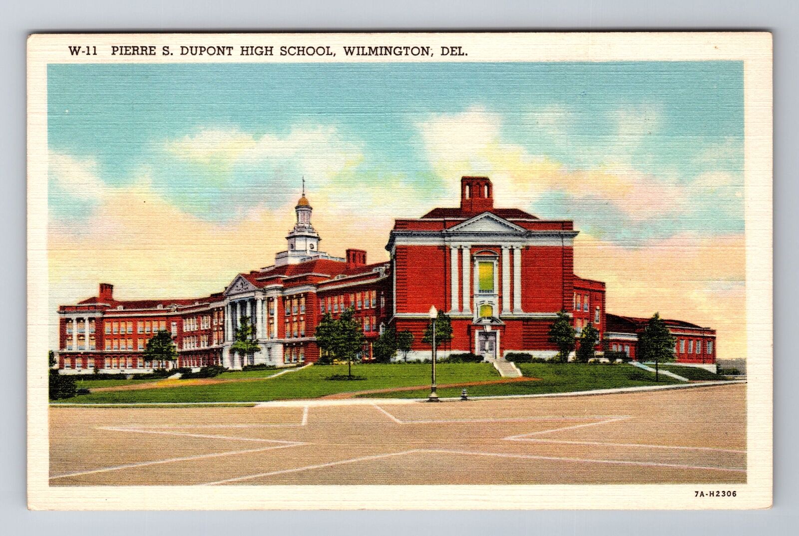 Wilmington DE-Delaware, Pierre S. Du Pont High School, Antique Vintage Postcard