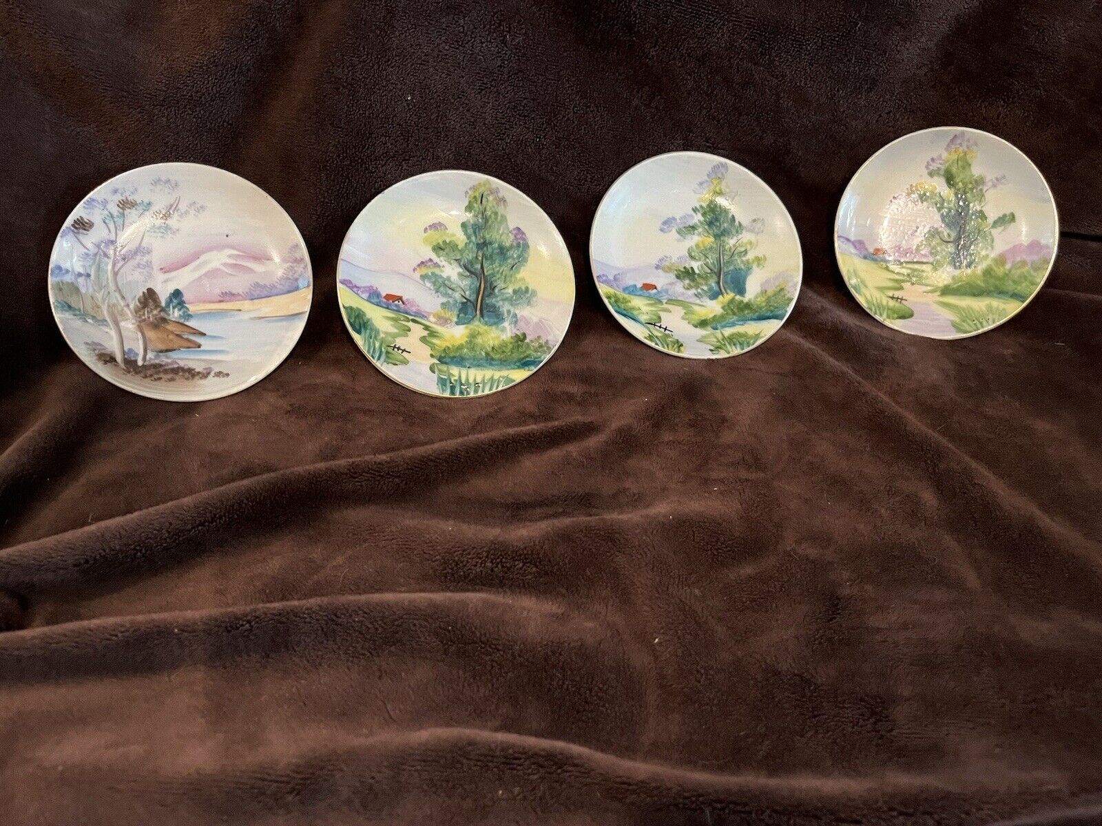 Vintage Ucagco China Hand painted Made In Japan Set If 4 Decorative Plates