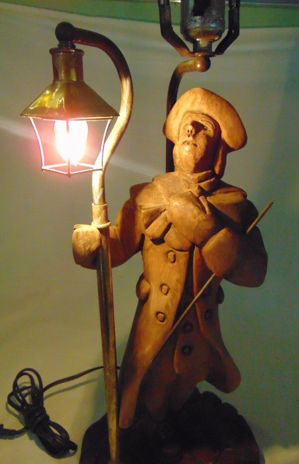 Wood Colonial Lamplighter Table Lamp Vintage Working Hand Calved  #2
