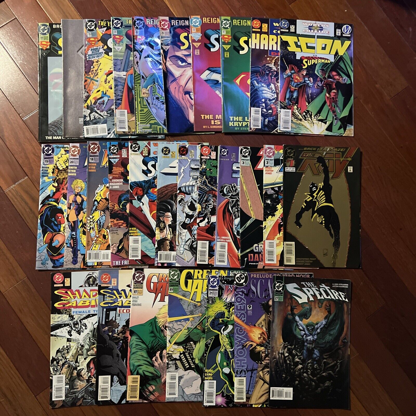 DC Comics Lot Of 29 Comic Books EXCELLENT COND. Includes THE RAY #1 Foil Cover