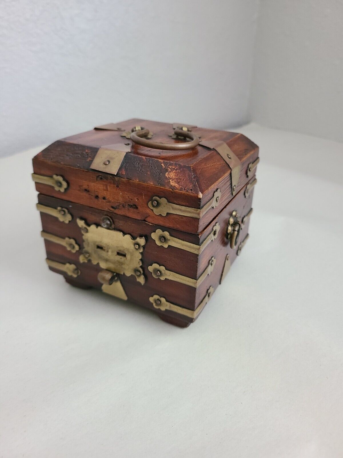 Vintage Chinese Wood and Brass Square Jewelry Box, Missing The Lock Lutch/haspr