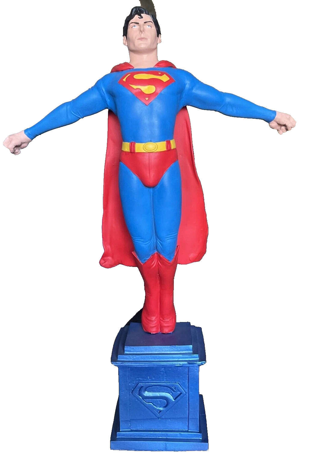 Superman Christopher Reeve 16in statue