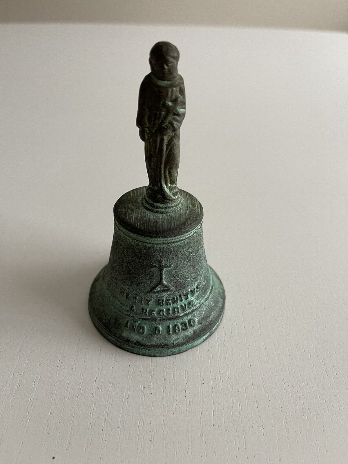 Vintage 1830 Bronze bell Fecit Benitus A Recibus Ano D 1830 Latin Mission Cross 