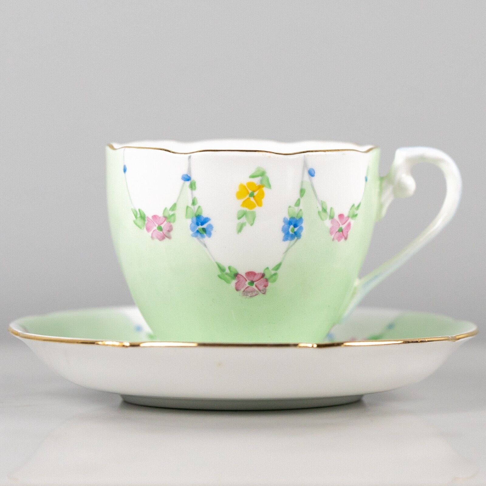 Vtg Royal Grafton Fine Bone China Tea Cup & Saucer Mint Green Floral Smiley Face