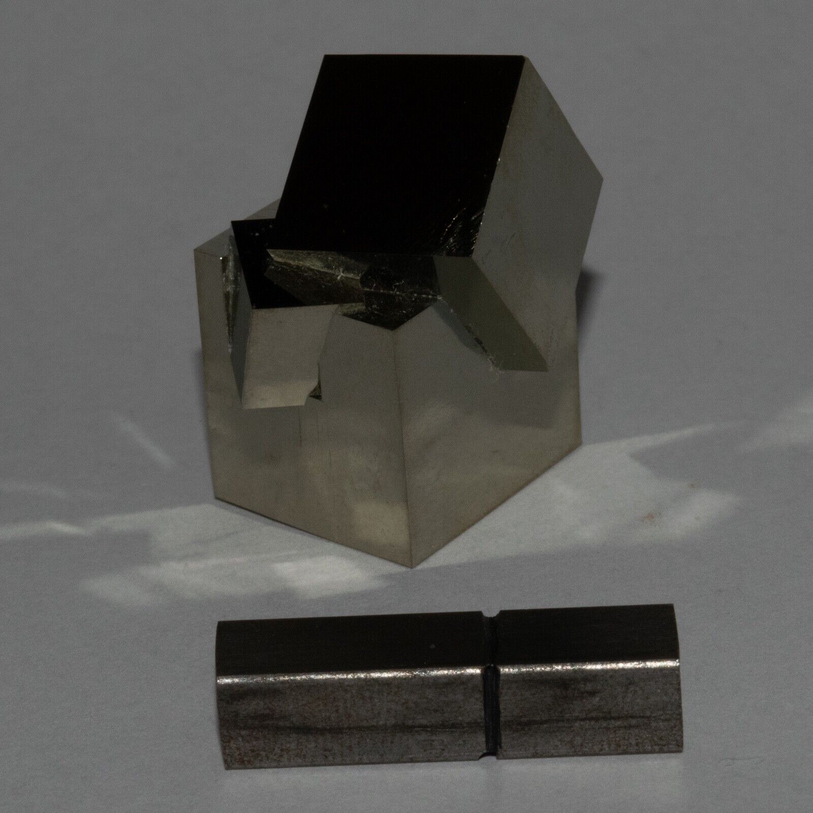 TRIPLE Pyrite Interconnected-Cubes from Navajun Spain. 29mm. Thumbnail. Py-22