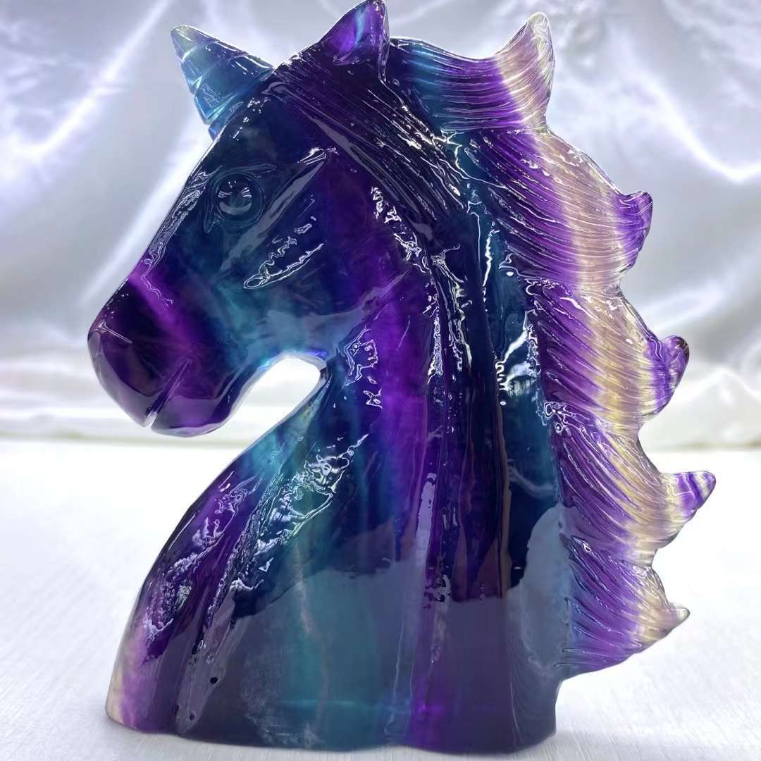 Natural Old color fluorite unicorn 🦄🌈 Random 1PC
