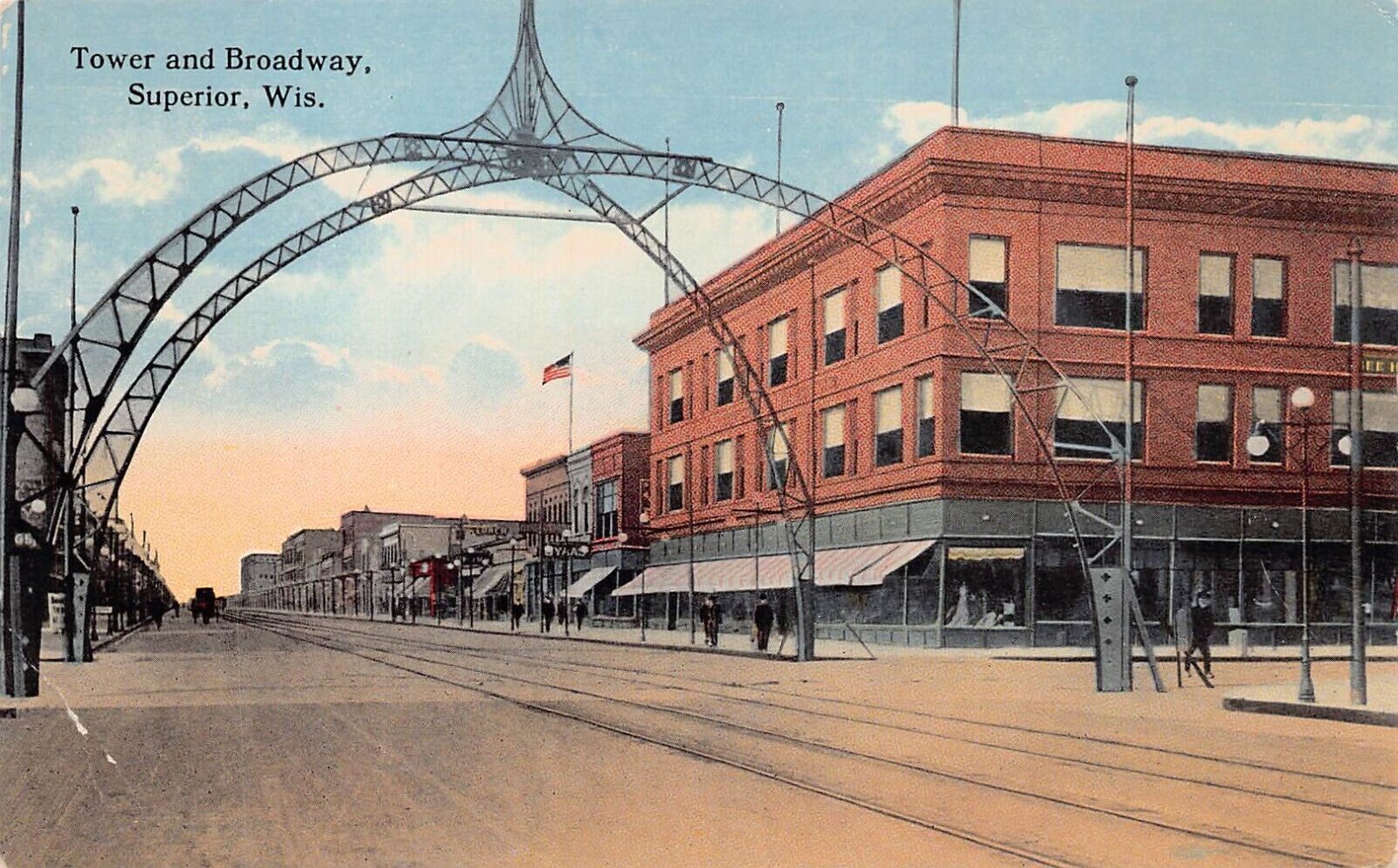 Superior WI Wisconsin Tower Broadway Grand Army of Republic Arch Postcard C54