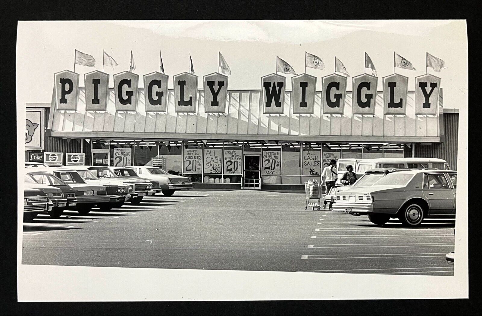 1982 Charlotte NC Piggly Wiggly Grocery Store Closing Sale Vintage Press Photo