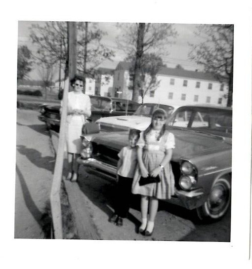 Photo 1964 Taken at Ft Chaffee PX Thelma Randy Melanie