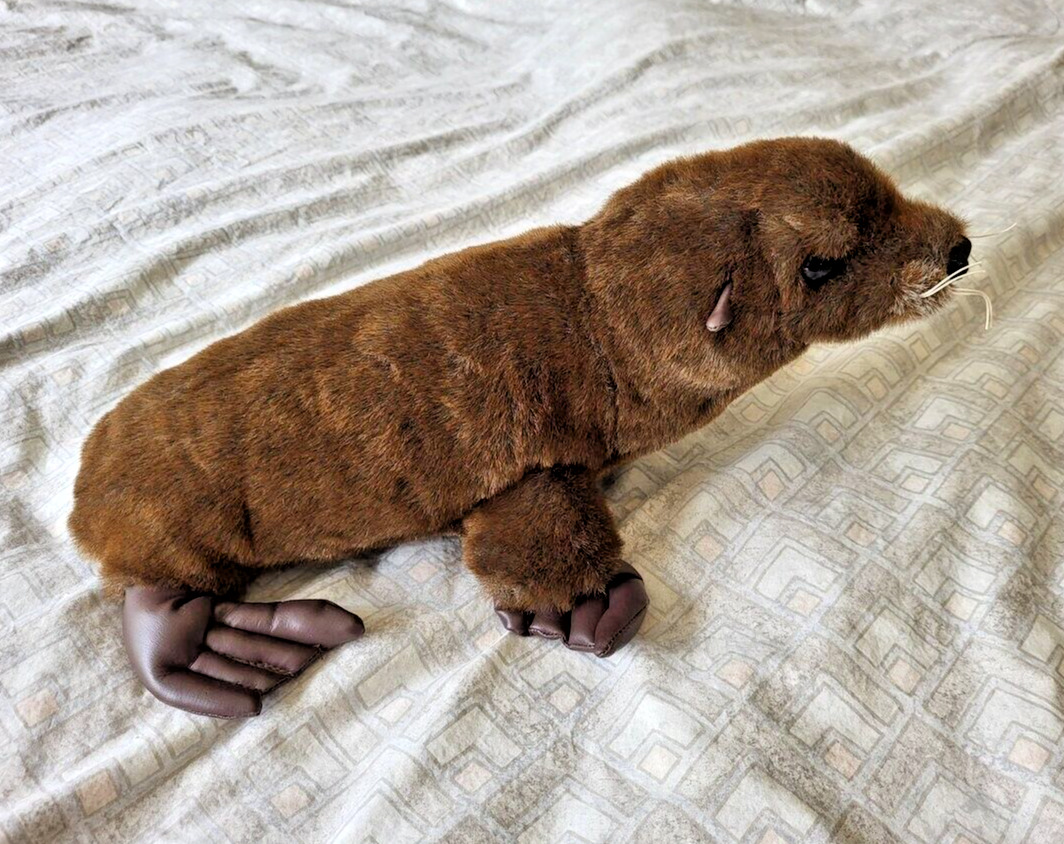 Animal Planet Discovery Channel Vintage Sea Lion Seal Plush 16 in Long Brown