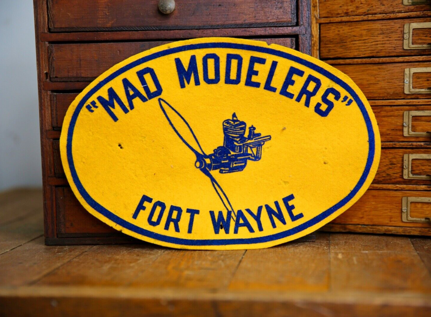 Vintage Fort Wayne Indiana Mad Modelers Cox Engine Tether Car Shirt Jacket Patch