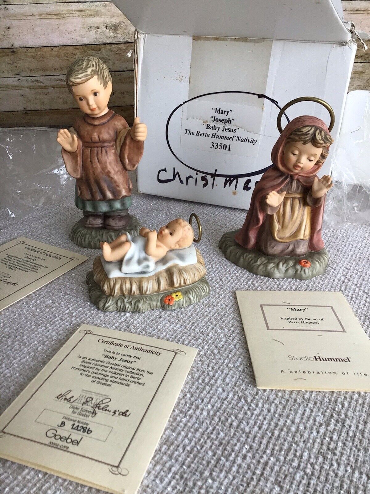 VTG The Berta Hummel Nativity 3 pc. Set Mary, Joseph, & Baby Jesus Goebel w/ Box