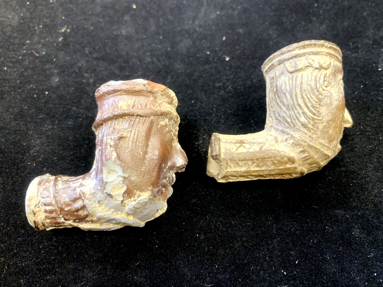 2 ANTIQUE ATHENTIC 1800s CLAY POTTERY FACE TOBACCO PIPES (17B)