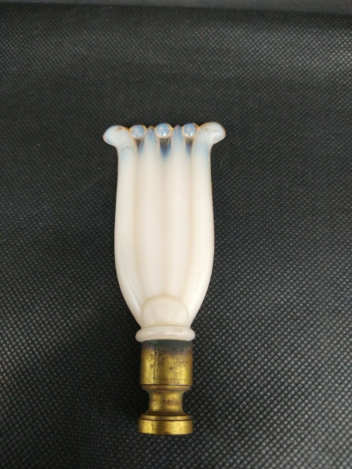 Aladdin Alacite Lamp Finial Precision