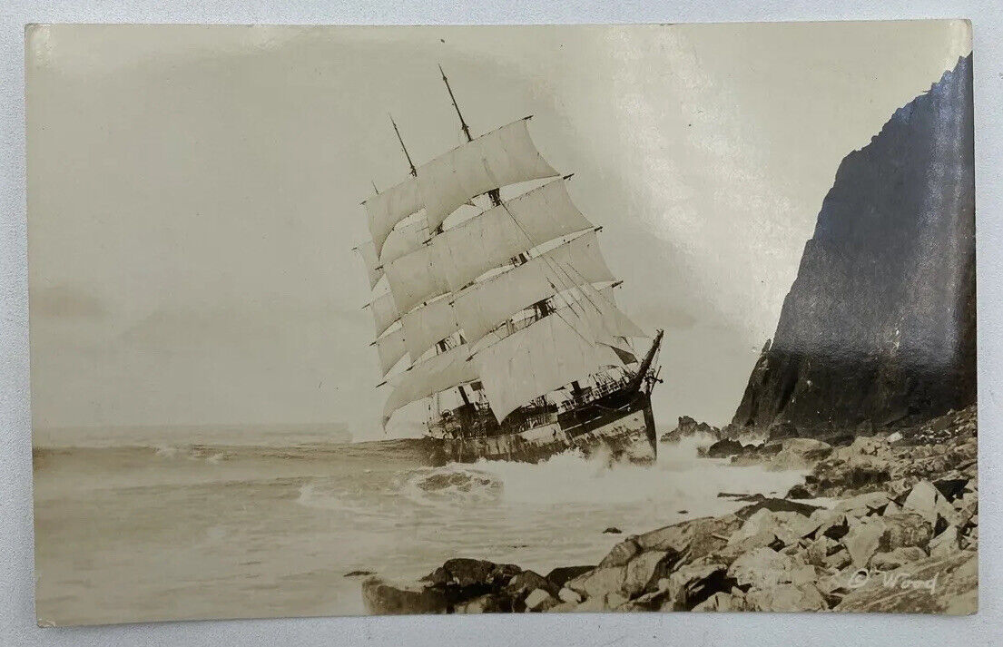 Postcard OR Glenesslin Shipwreck Manzanita Oregon RPPC Unused