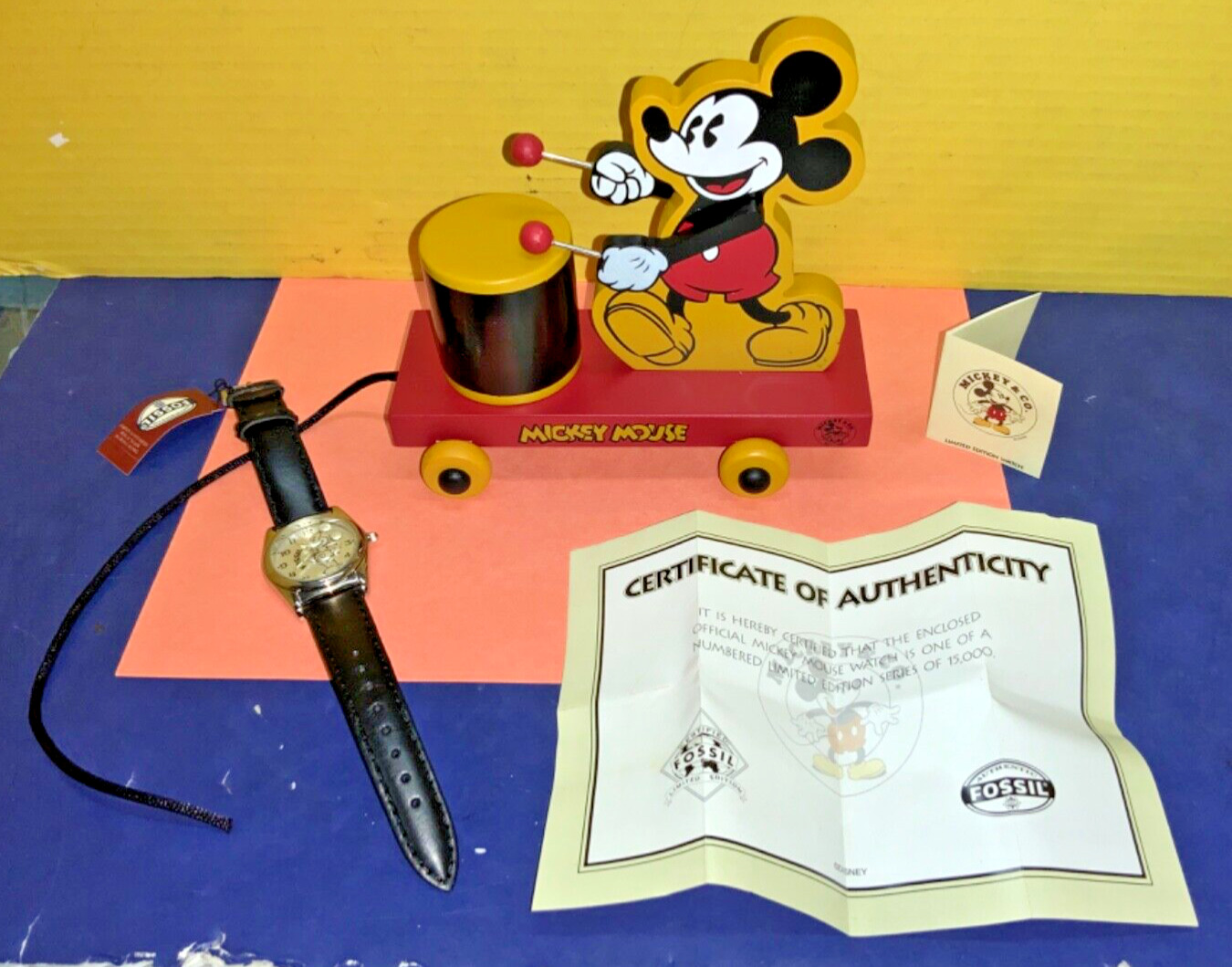 VTG Fossil Mickey Mouse Watch & Collectible Wood Toy - LI-1563 Black 12681/1500