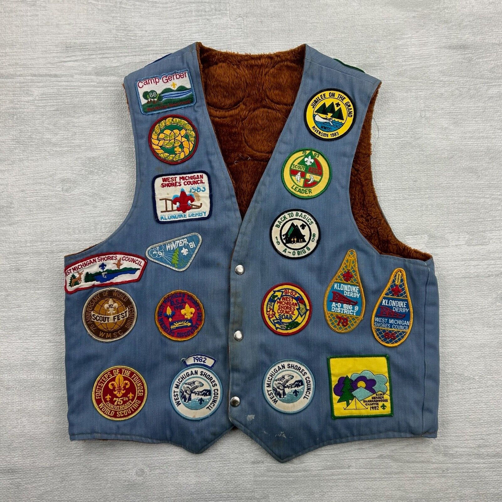 Vintage 80s Boy Scouts Uniform Vest Mens Medium Blue Denim Patches Merit Badge