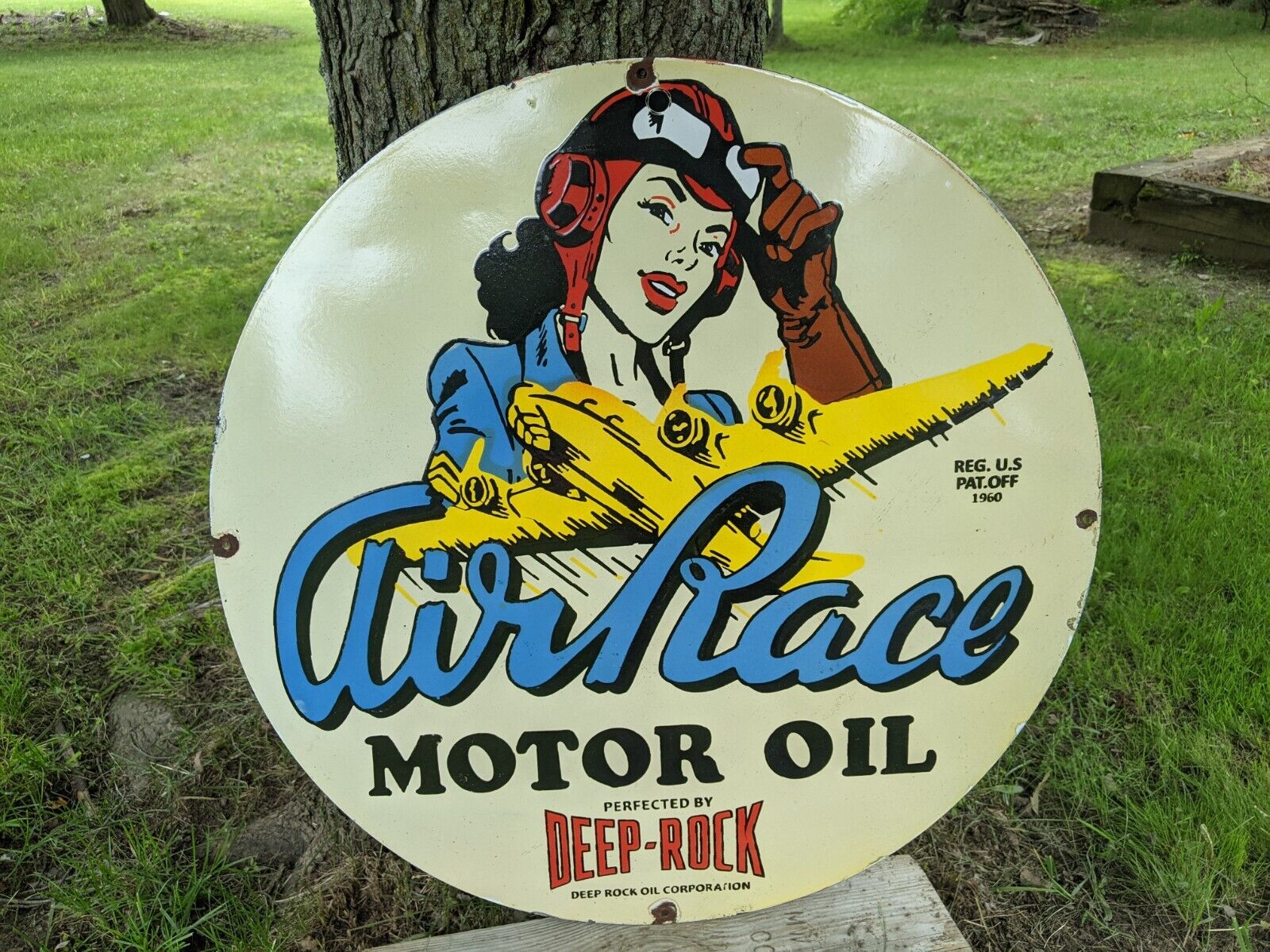 LARGE VINTAGE 1960 DEEP ROCK AIR RACE MOTOR OIL PORCELAIN GAS STATION SIGN 30\