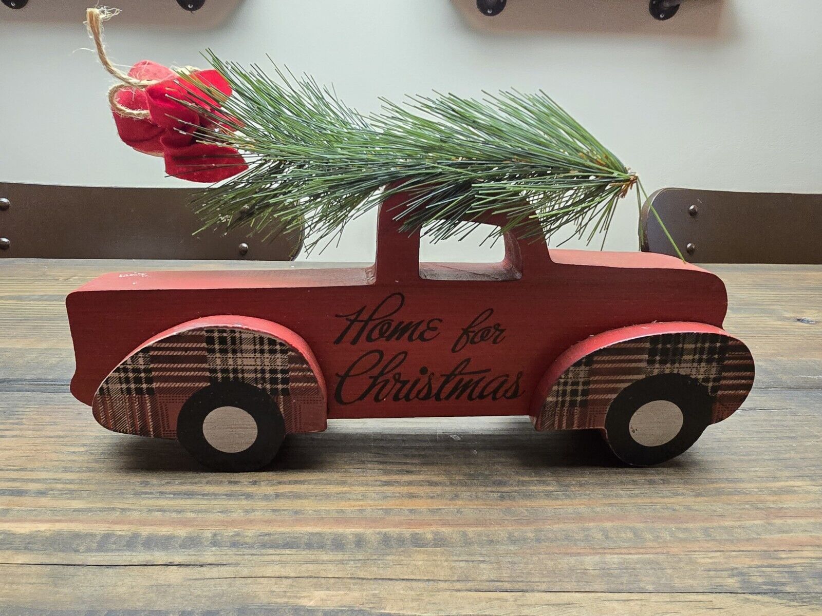 Wooden Christmas Tree country truck