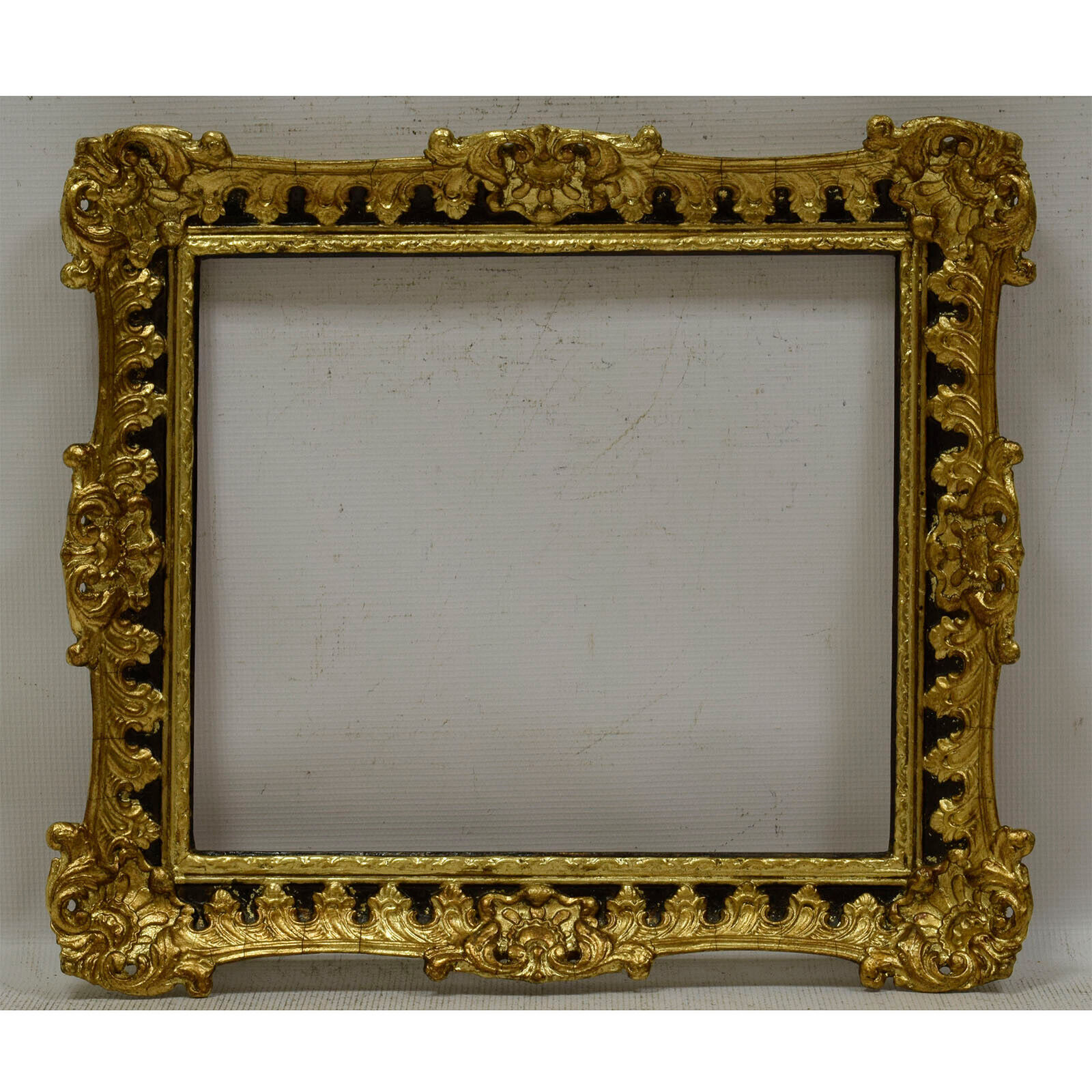 Ca 1850-1900 Old wooden frame Original condition Internal: 13.9 x 12.2 in