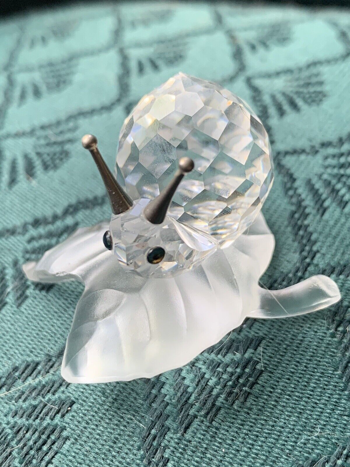 🐌Vintage Rare Retired Swarovski Cute Crystal Snail On A Vine Leaf No Box🐌