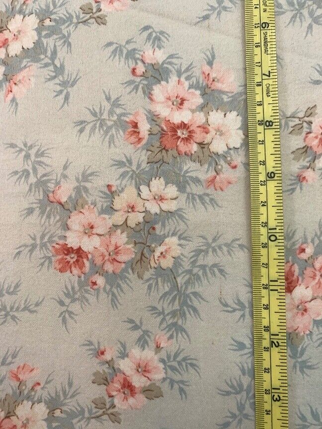 Pre 1930 Vintage Cotton Flannel Floral ~ Pink Flowers on Light Blue ~ 36\