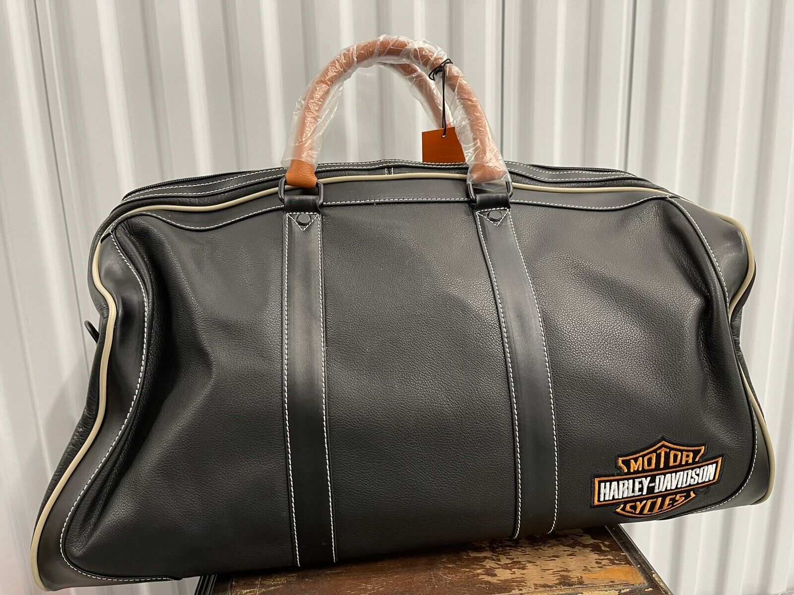 Harley Davidson Leather Duffle Bag Travel Black motorcycle carryon NWT- Lottery