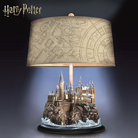 Bradford Exchange Harry Potter Hogwarts Handcrafted Table Lamp with lit Castle