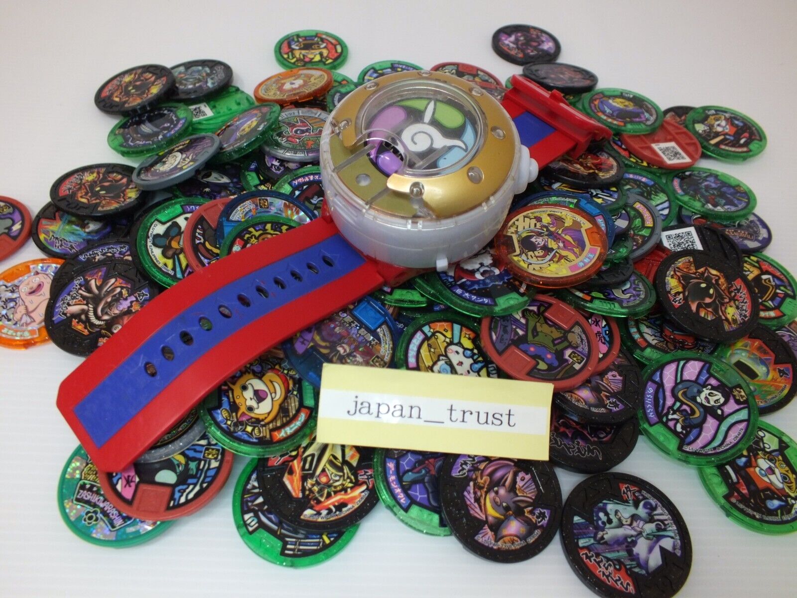 DX Yokai Watch Dream Updated to version 5 and Medal Set of 130 medals (random)