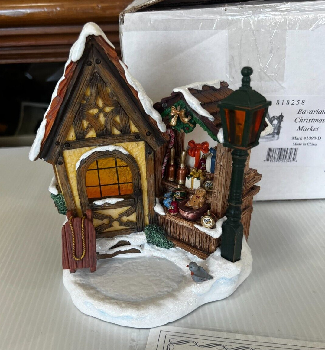 Goebel Bavarian Christmas Market 1098 - D with Box _Lighted Cottage Figurine