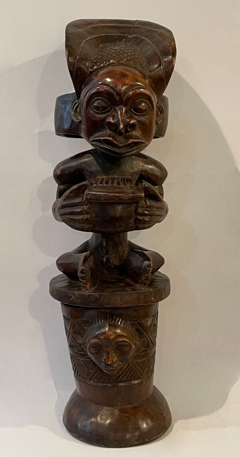 Vintage African Chokwe Snuffbox Figurine, Ultra-Rare, From Central Africa