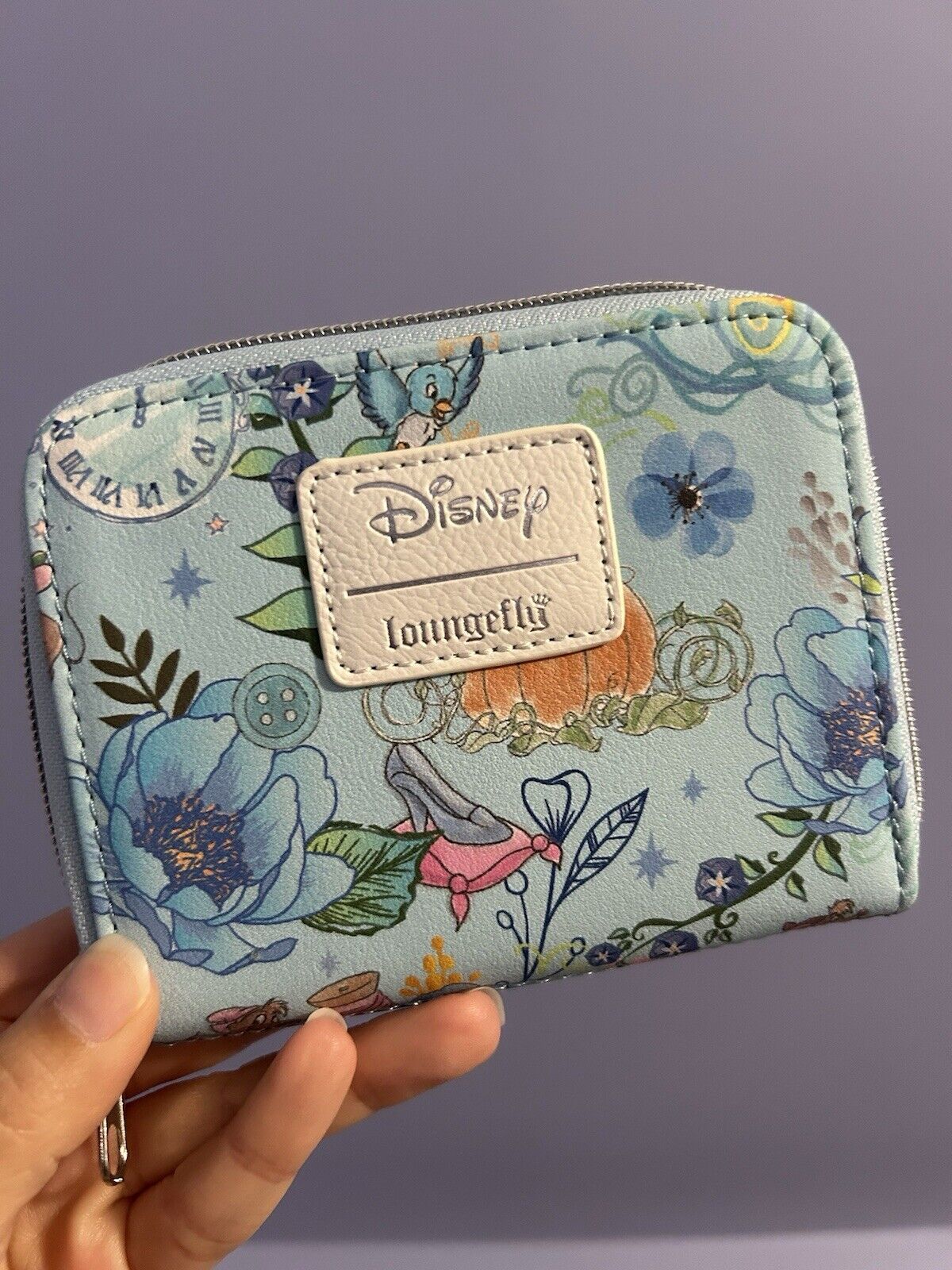 Loungefly Hot Topic Disney Princess Cinderella Wallet