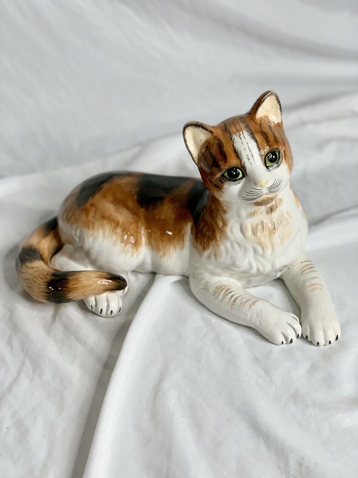 Vintage Calico Cat Figurine Hand Painted ~ Italy 13”L   7.75”H
