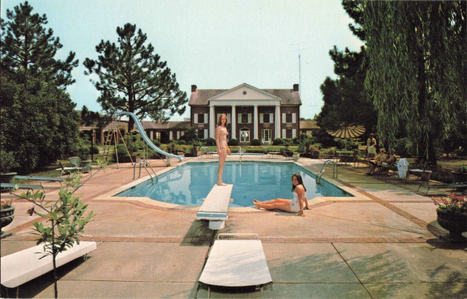 Perry GA Georgia, Quality Inn Perry, Swimming Pool, Rear View, Vintage Postcard