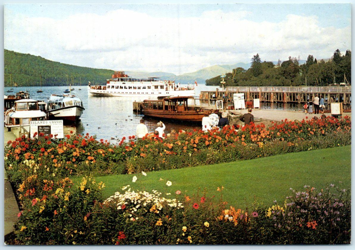 Postcard - Lake Windermere - Bowness-on-Windermere, England