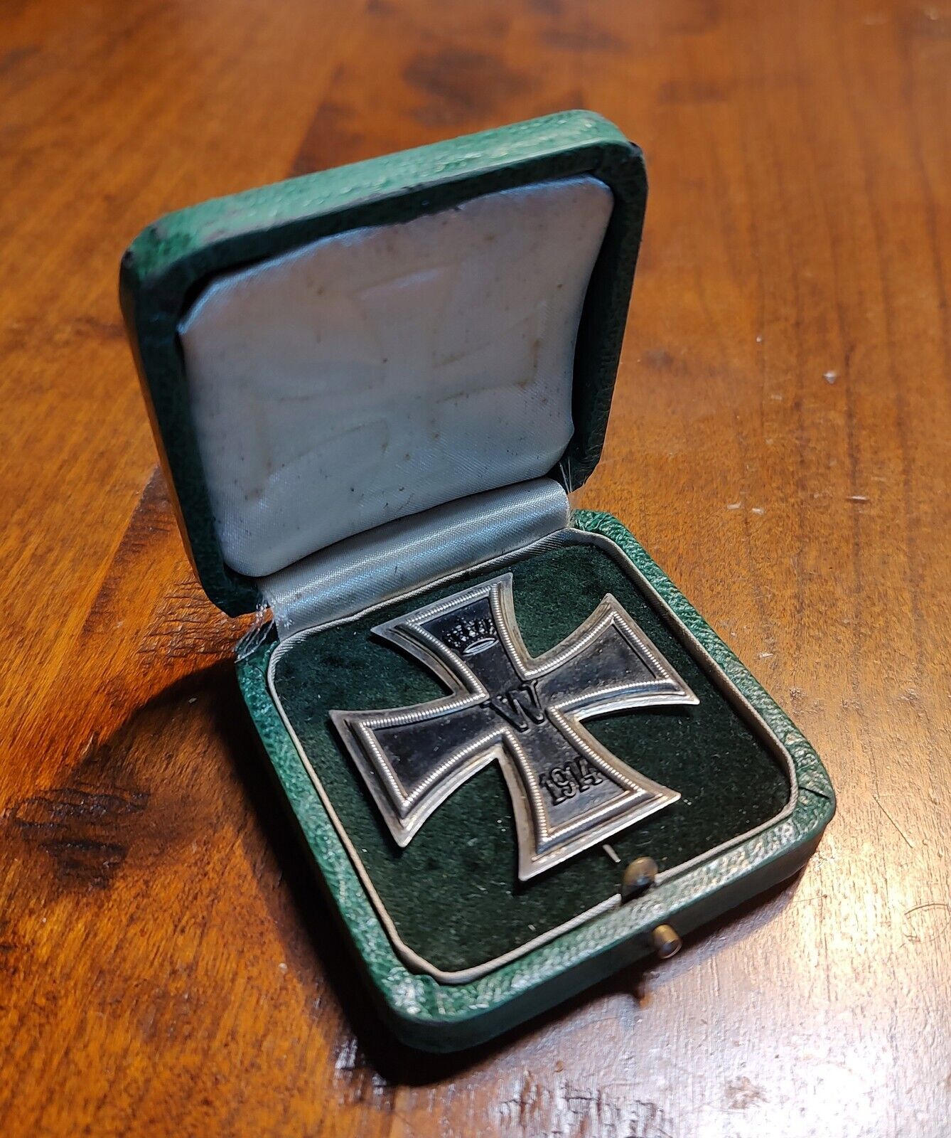 WWI 1914 Iron Cross 1st Class, Christmas Case, Pin back, KO