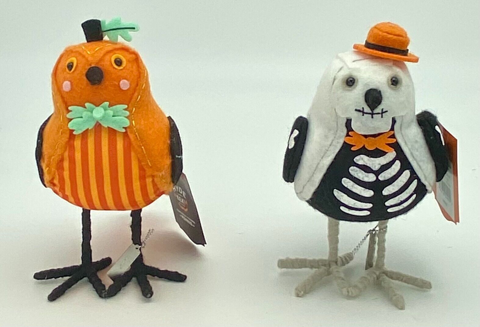 2 NWT Target Featherly Friends Spritz Halloween Birds- BONESY & FERRIS Hyde Eek