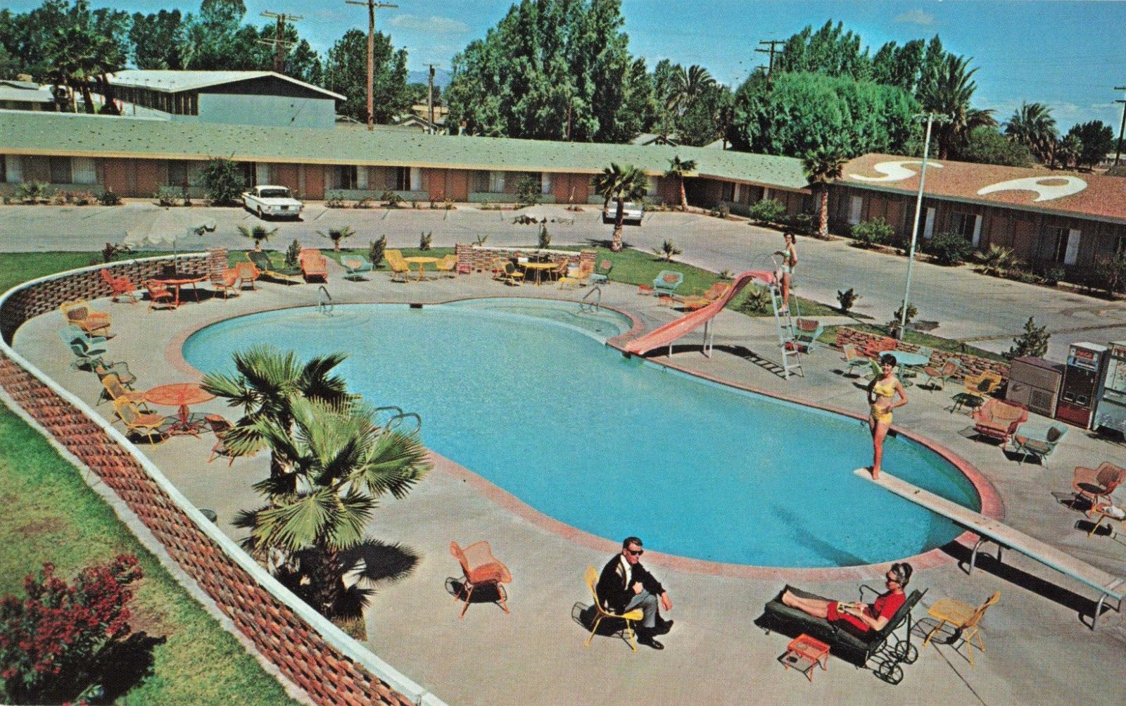Blythe CA California, Sahara Motor Hotel, Swimming Pool Advertising Vtg Postcard