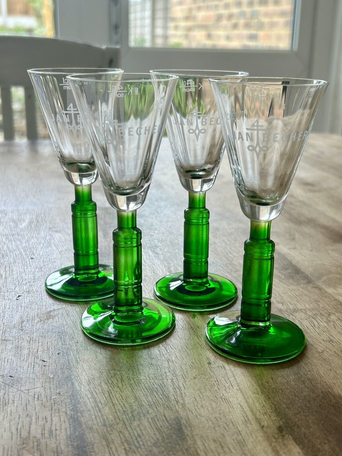 4 X Stylish Vintage Green Stem Shot Liquor Glasses 4cl Each