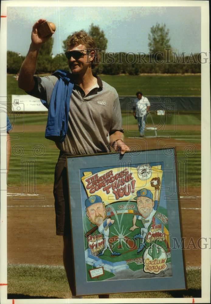1984 Press Photo Robin Yount at the Milwaukee Brewers' Cactus League home game