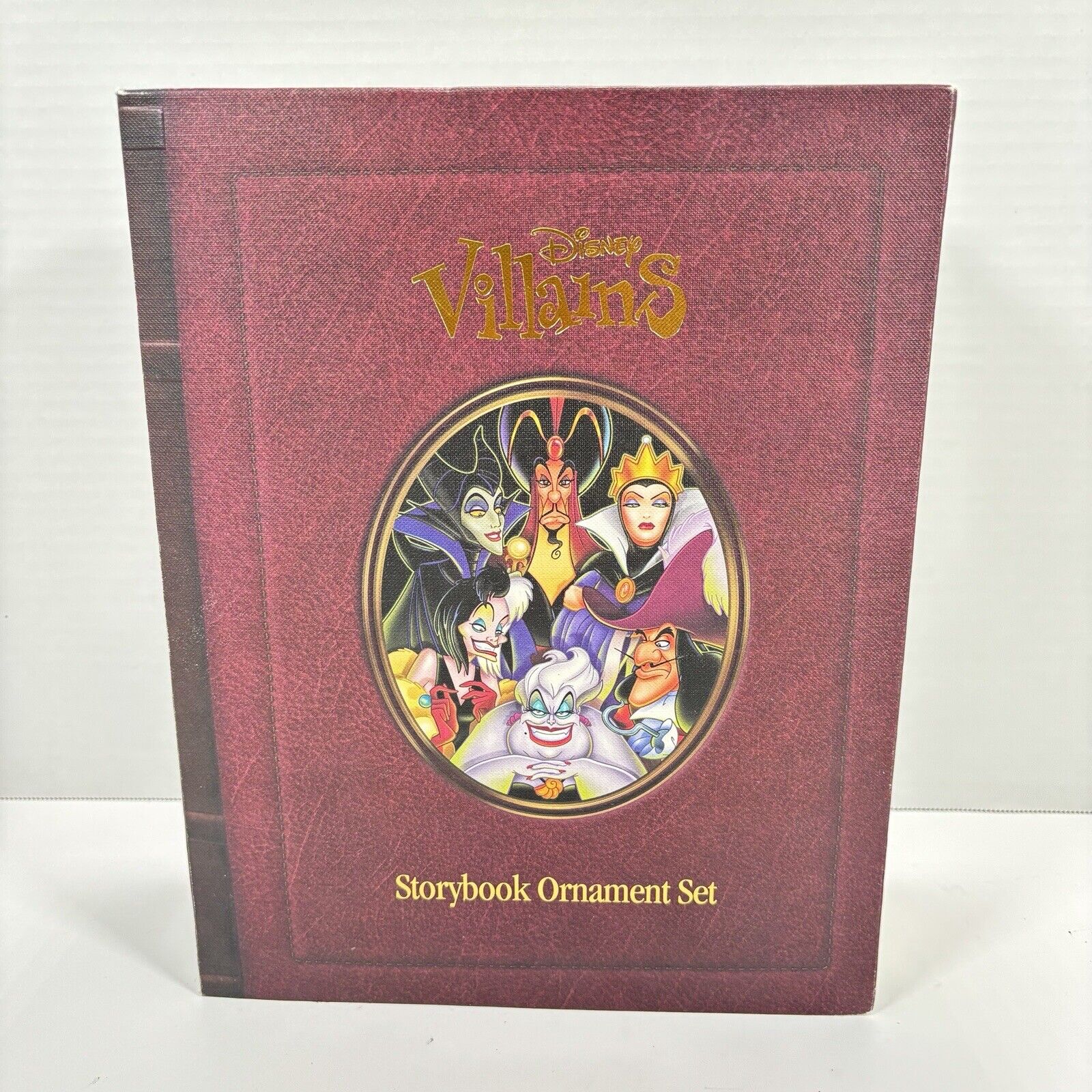 Retired Disney Villains Storybook Christmas Ornament Set Collectors Piece Rare